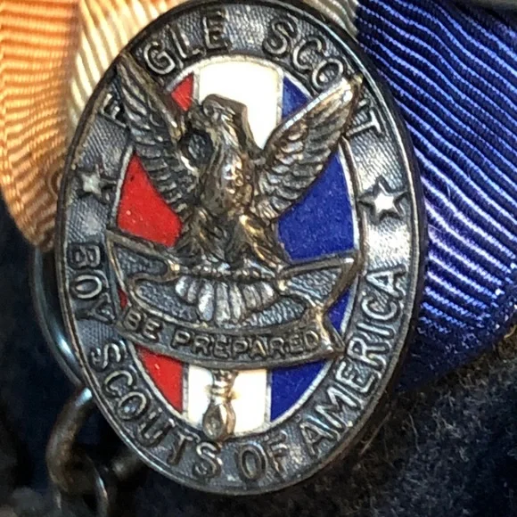 Antique Eagle Scout badge - Picture 2 of 7